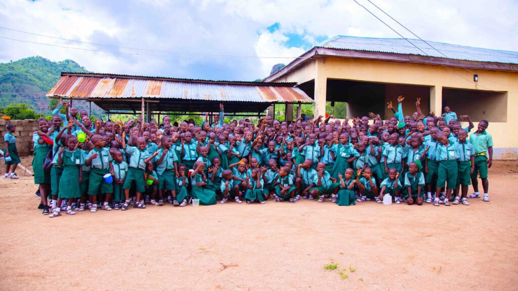 Students in Redeemers college adamawa africa missions